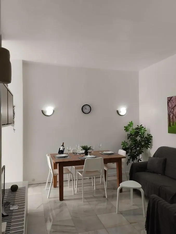 Apartamento Almirante Beach Appartamento Málaga